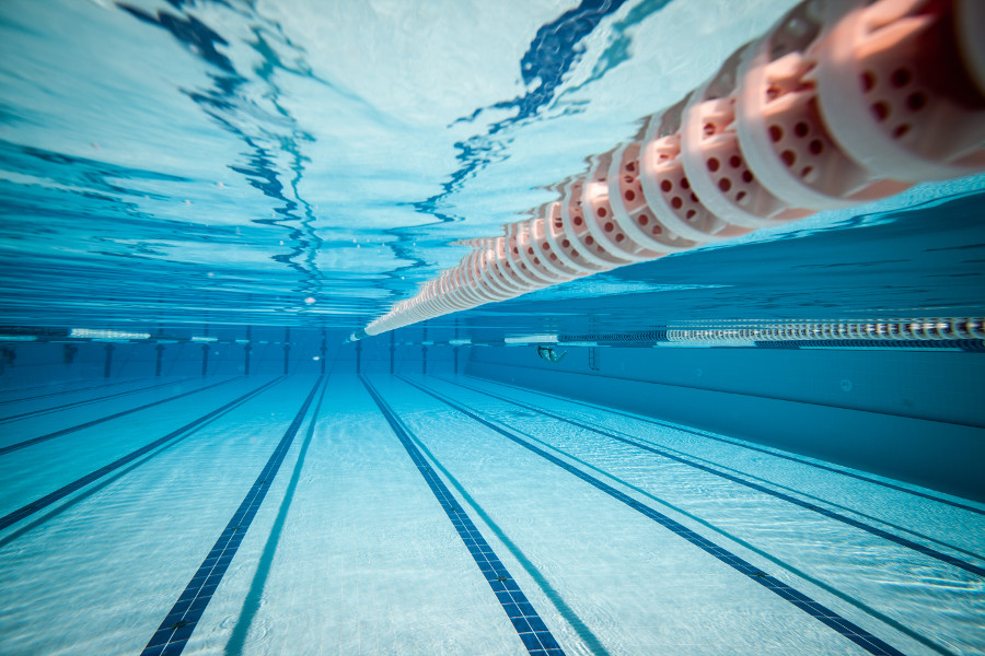 Underwater-shot-of-a-swimming-pool.jpg